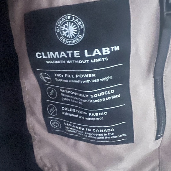 TNA Aritzia The Powder Parka - Picture 8 of 8